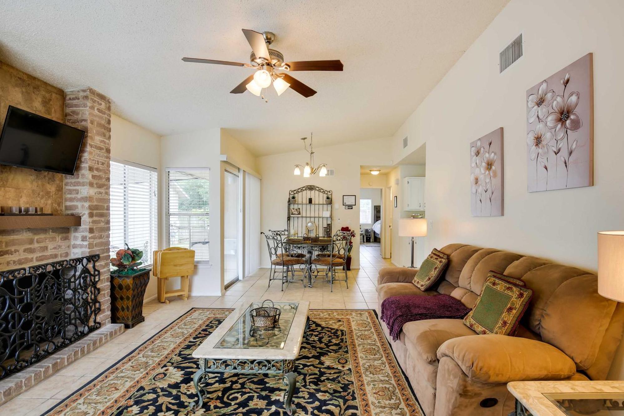Sunny San Antonio Home With Backyard And Patio! Ngoại thất bức ảnh
